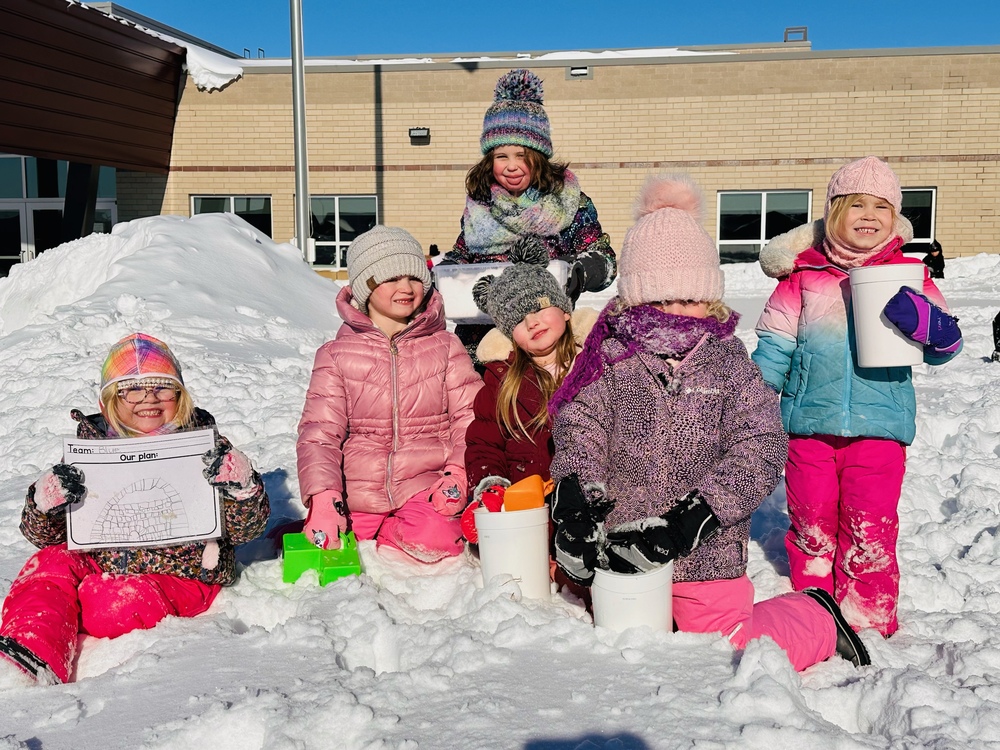 JK/Kindergarten Snow Forts  