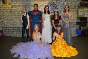 Pizza, Princesses and Superheroes at Horizon Elementary!